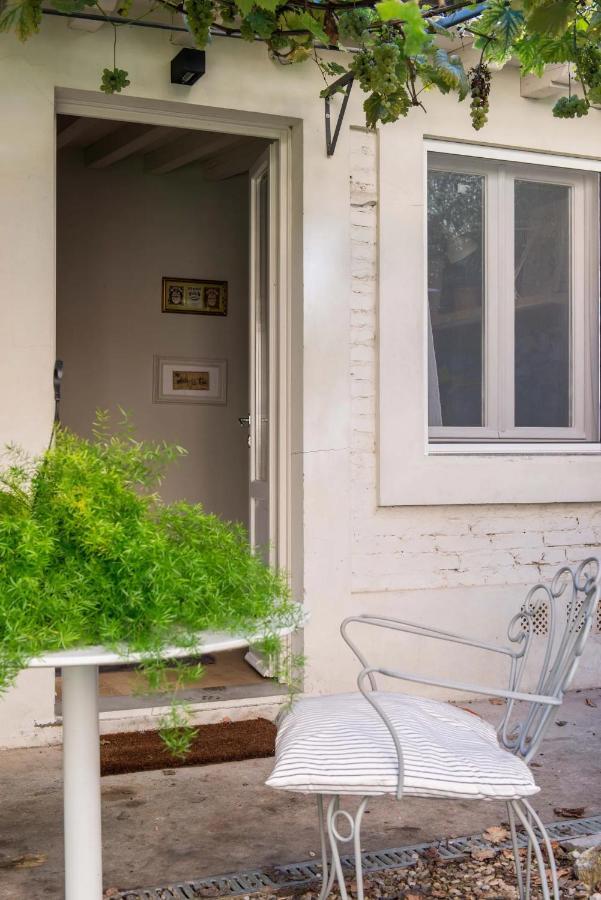 Boutique Apartment With Private Rooms And Garden Oasis Florence Exterior photo