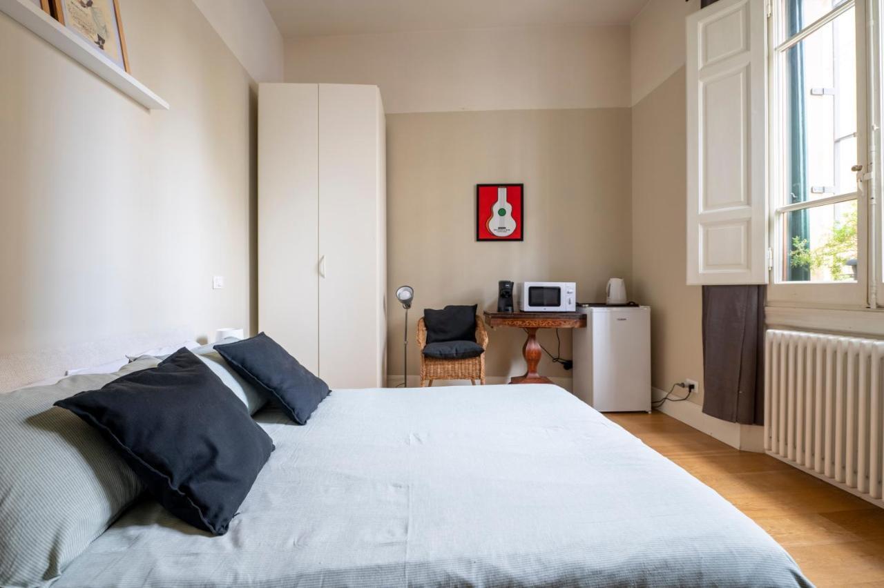 Boutique Apartment With Private Rooms And Garden Oasis Florence Exterior photo